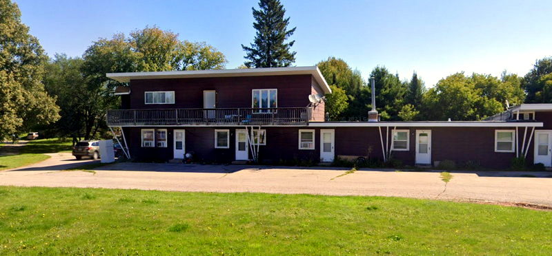 Double R Motel - Street View (newer photo)